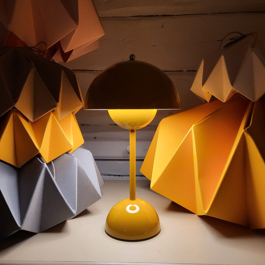 Flowerpot VP9 (senapsgul)