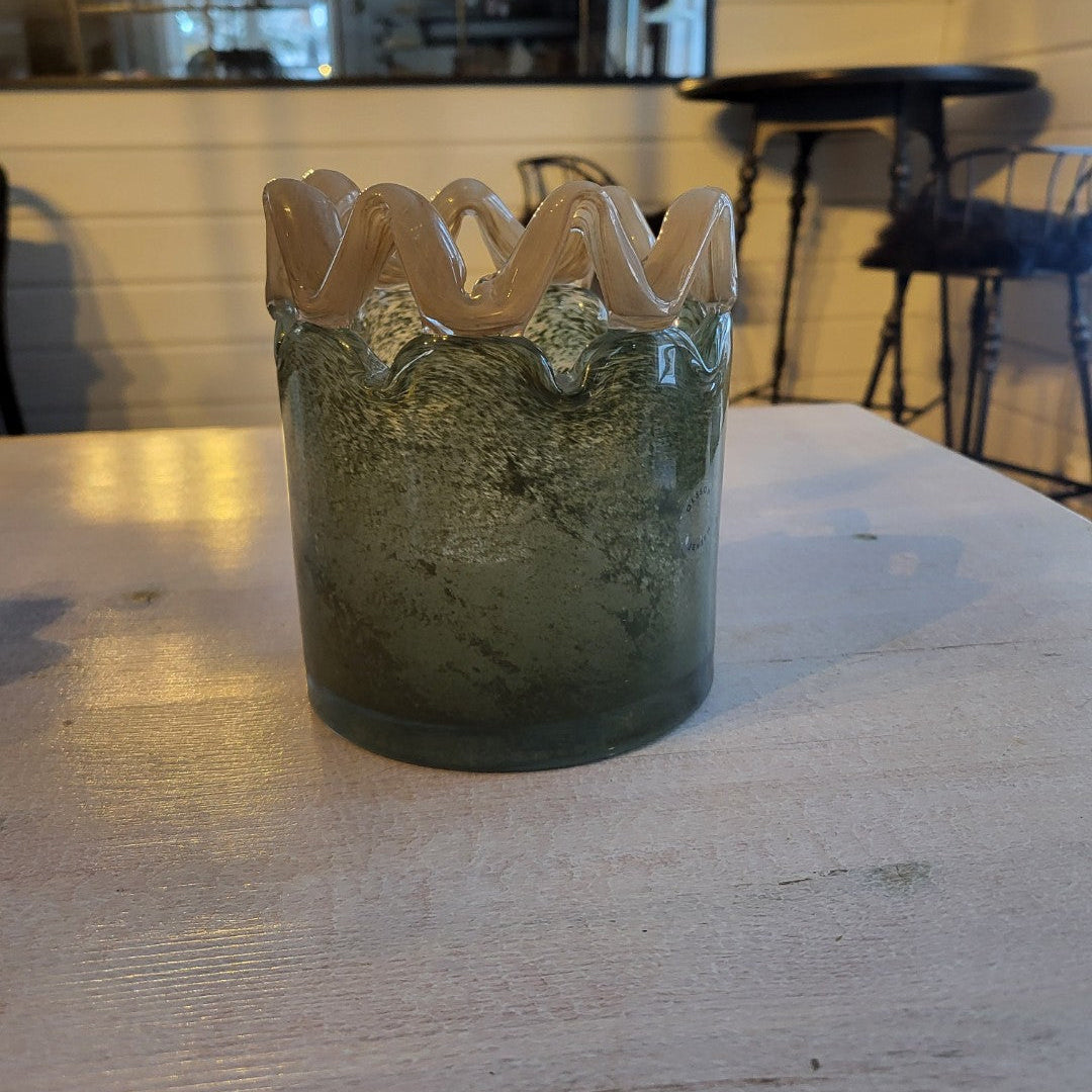 Ljuslykta Alva olivgrön (Olsson & Jensen)