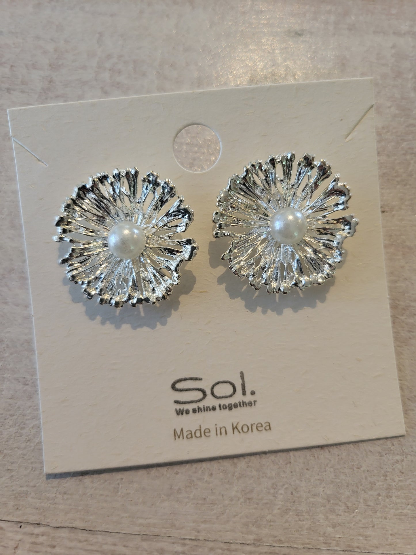 Öronhängen i silver (pärla)