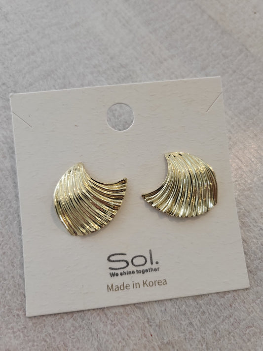 Öronhängen i guld (fjäder)